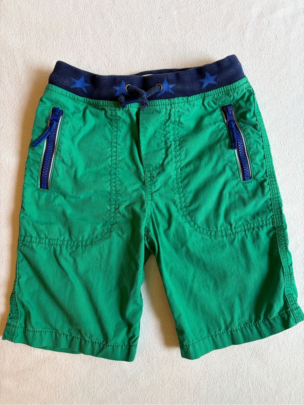 Mini Boden Green Shorts with Navy Star Waistband and Zipper Pockets Boys Size 6